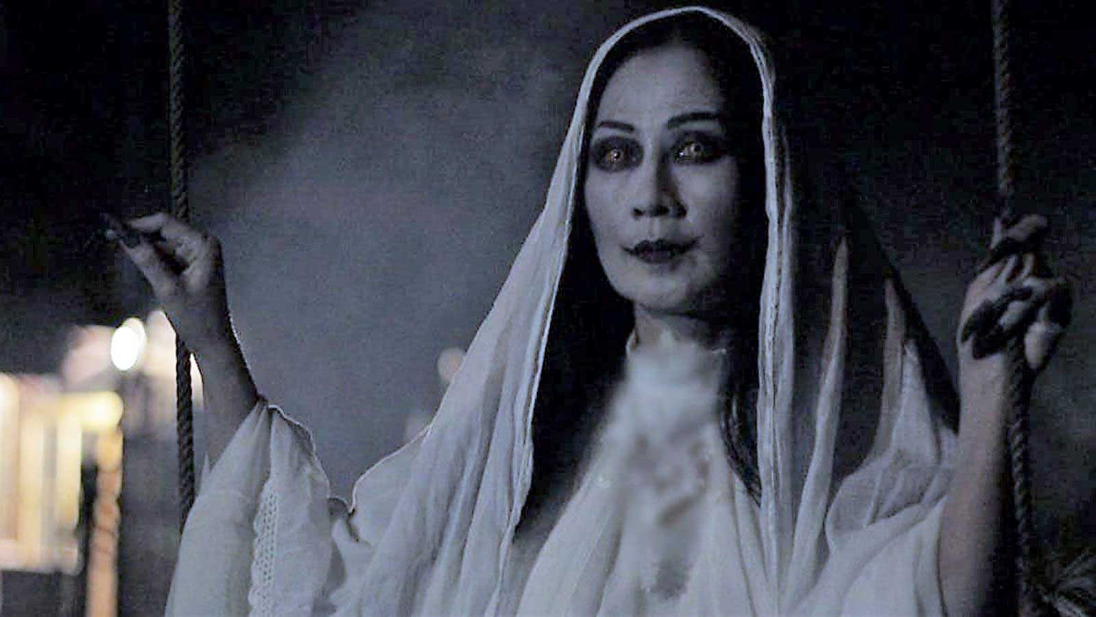 ibu pengabdi setan